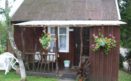 Virgilijaus-Razmos-kaimo-turizmo-sodyba-„Plokštinės-pamiškė“.jpg